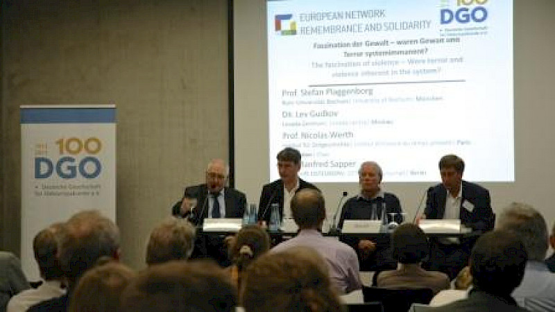 Lev Gudkov, Manfred Sapper, Nicolas Werth und Stefan Plaggenborg