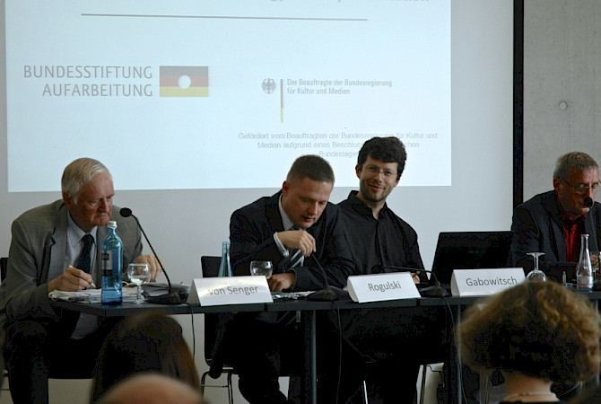 Harro von Senger, Rafal Rogulski, Mischa Gabowitsch und Wolfgang Templin