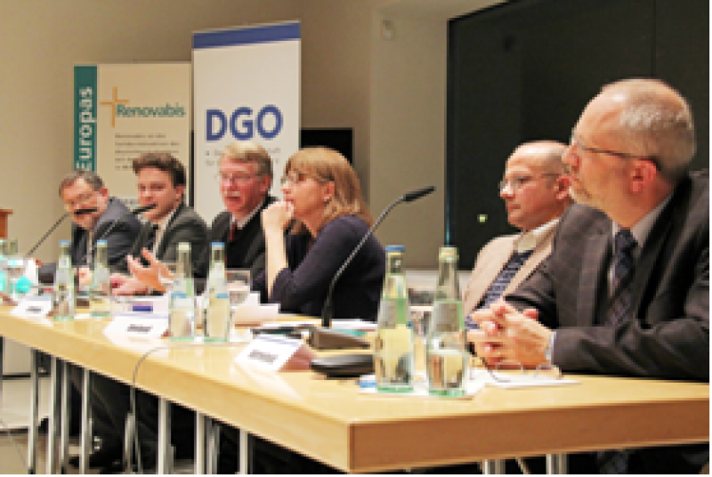 Gregor Mayer, Florian Hartleb, Burkhard Haneke, Natalja Zorkaya, Andreas Umland und Olaf Vahrenhold