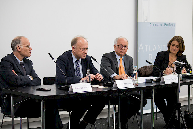 A. Weiss, A. Kortunov, W. Ischinger, K. Gloger